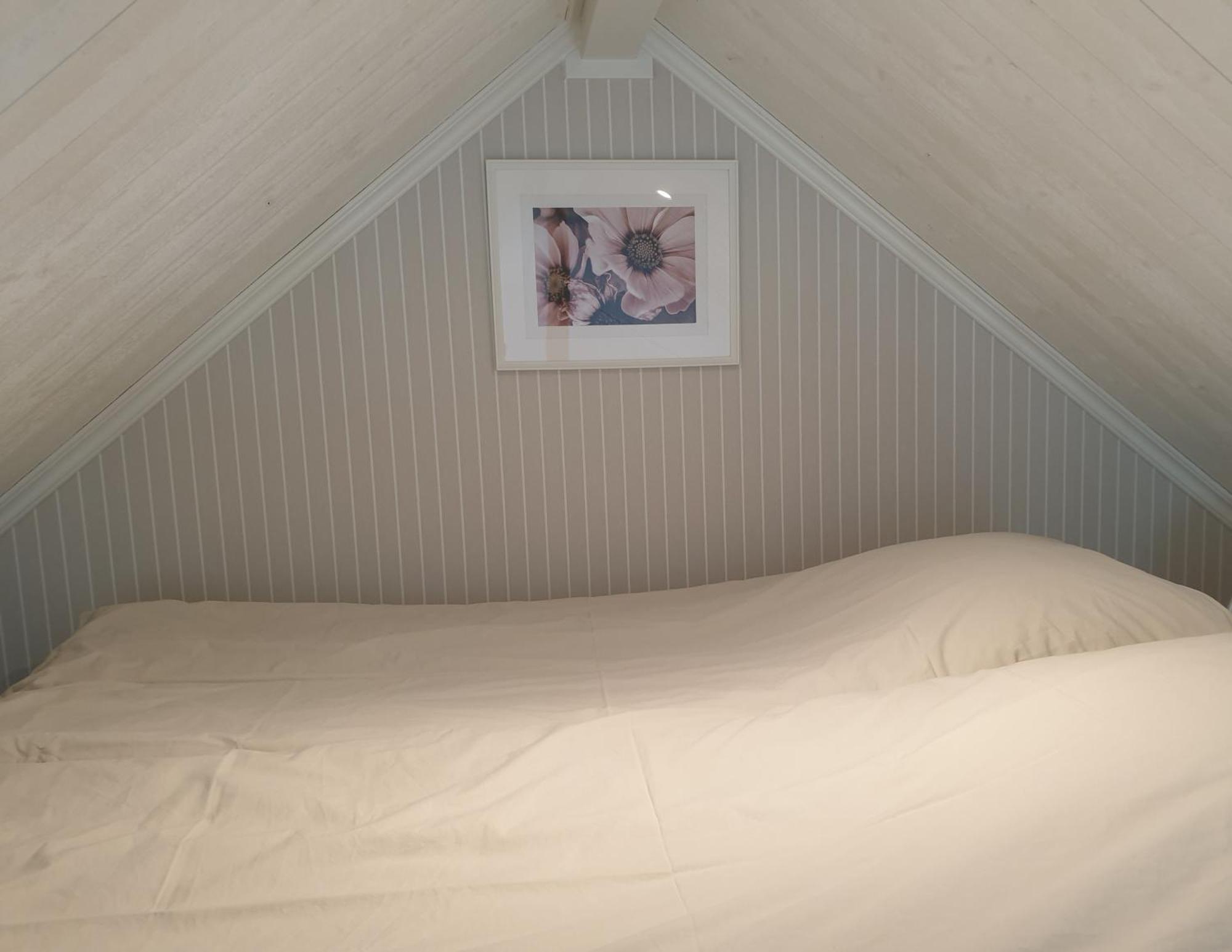 Sjoeutsikten Gränna Buitenkant foto